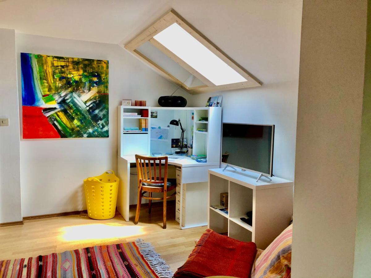 Charmante Ferienwohnung Mit Balkon Im 5-Seen-Land Hechendorf am Pilsensee エクステリア 写真