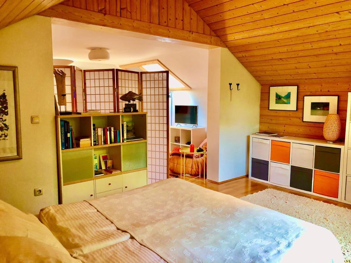 Charmante Ferienwohnung Mit Balkon Im 5-Seen-Land Hechendorf am Pilsensee エクステリア 写真