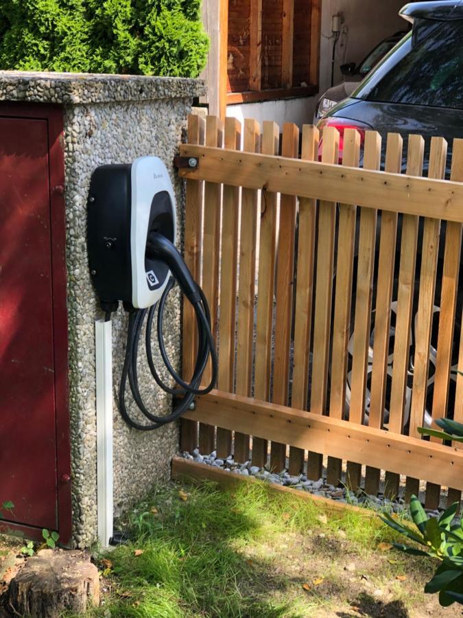 Charmante Ferienwohnung Mit Balkon Im 5-Seen-Land Hechendorf am Pilsensee エクステリア 写真