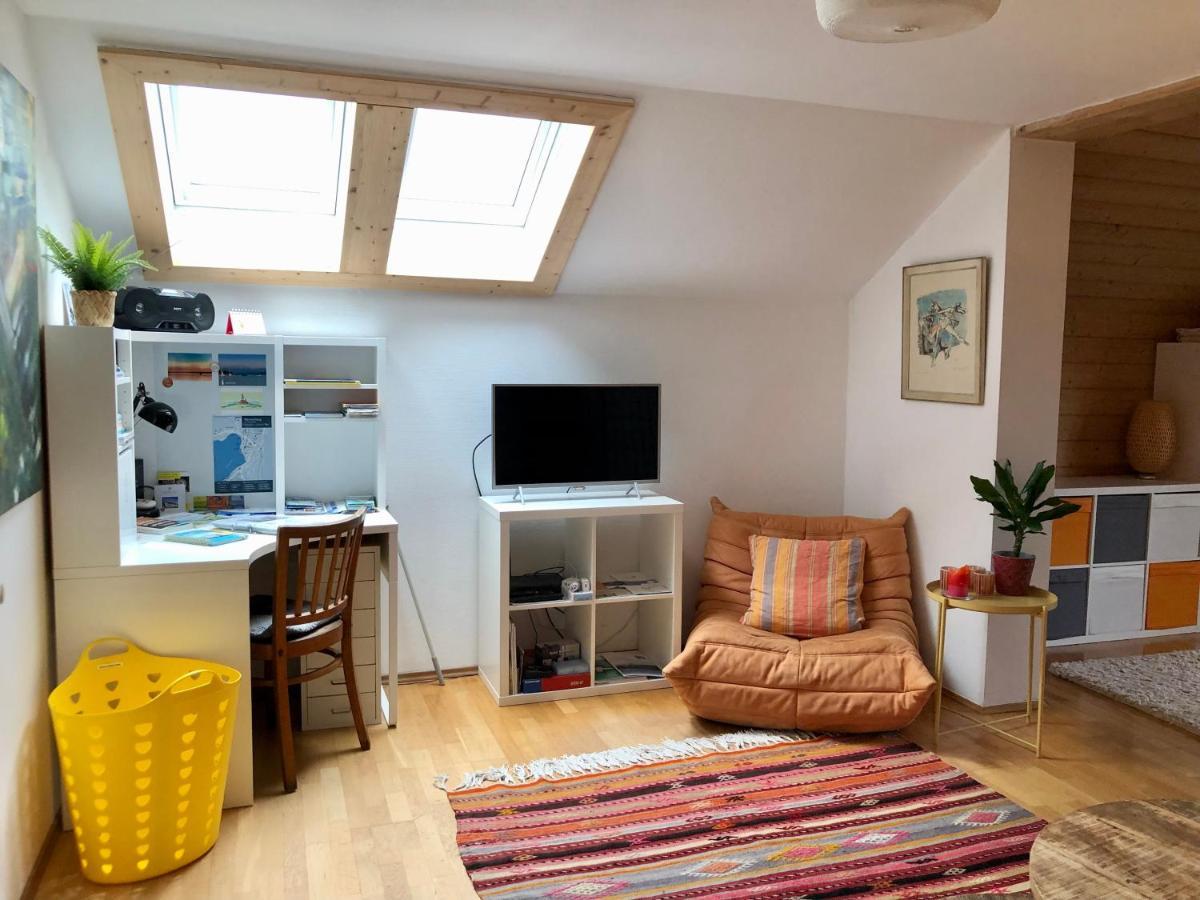 Charmante Ferienwohnung Mit Balkon Im 5-Seen-Land Hechendorf am Pilsensee エクステリア 写真