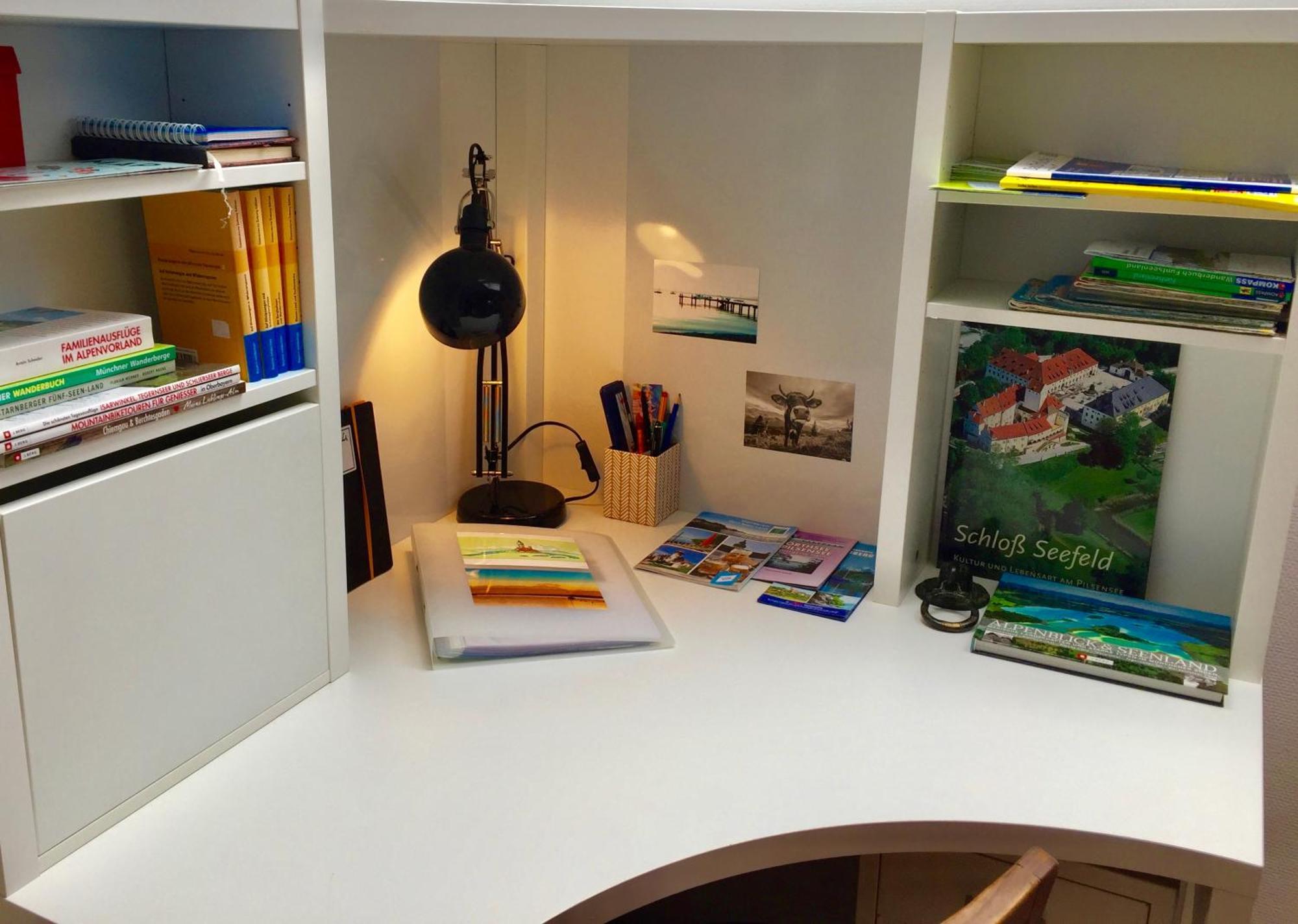 Charmante Ferienwohnung Mit Balkon Im 5-Seen-Land Hechendorf am Pilsensee エクステリア 写真