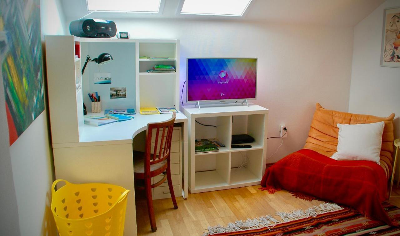 Charmante Ferienwohnung Mit Balkon Im 5-Seen-Land Hechendorf am Pilsensee エクステリア 写真